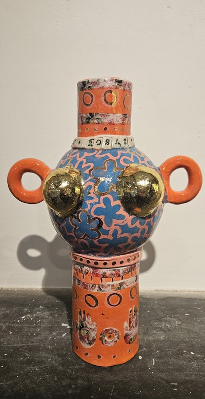 Melanie O'Donnell
Rosas I
handbuilt ceramic 30 cm high
£160