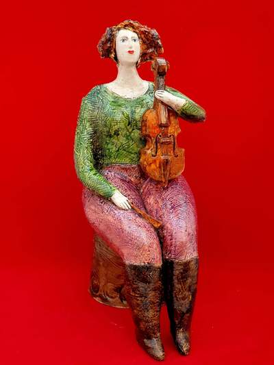 Ludmilla Kosmina 
Lady With Violin
Porcelain H25 cms
£290