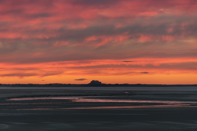 Lindisfarne from Budle Bay
Fotospeed Legacy Gloss 325
12 x 18 ins 
£225