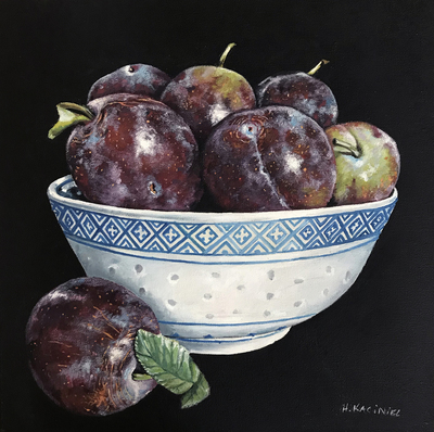 Hanna Kaciniel
A Bowl of Plums
Oil  25 x 25 cms
£495