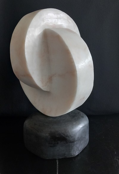 Tom Allan
Interlocking Forms
Italian alabaster h 29cm        
£450