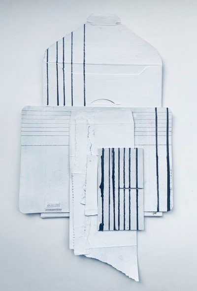 Delicate Connector
mixed media collage 40 x 23 cm
£590